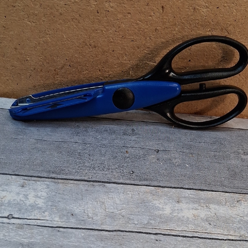 Fiskars Paper Edge Scissors - Celestial